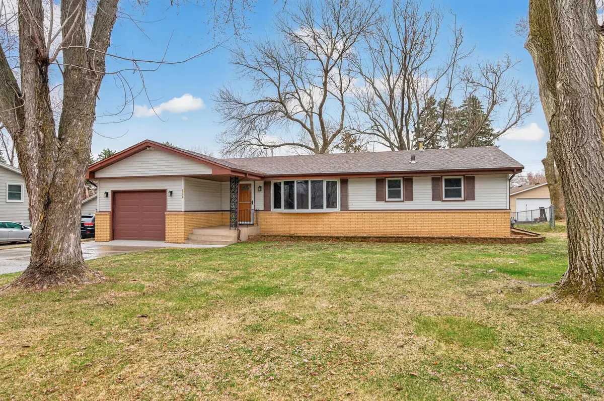 10719 Direct River DR NW, Coon Rapids, MN 55433