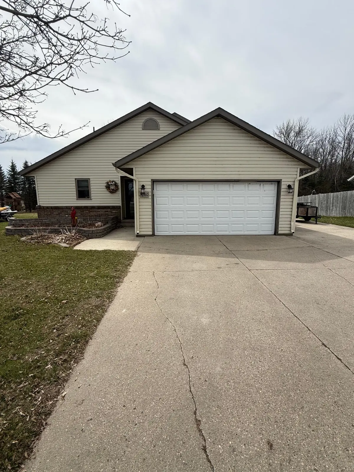 1312 19th AVE SE, Willmar, MN 56201
