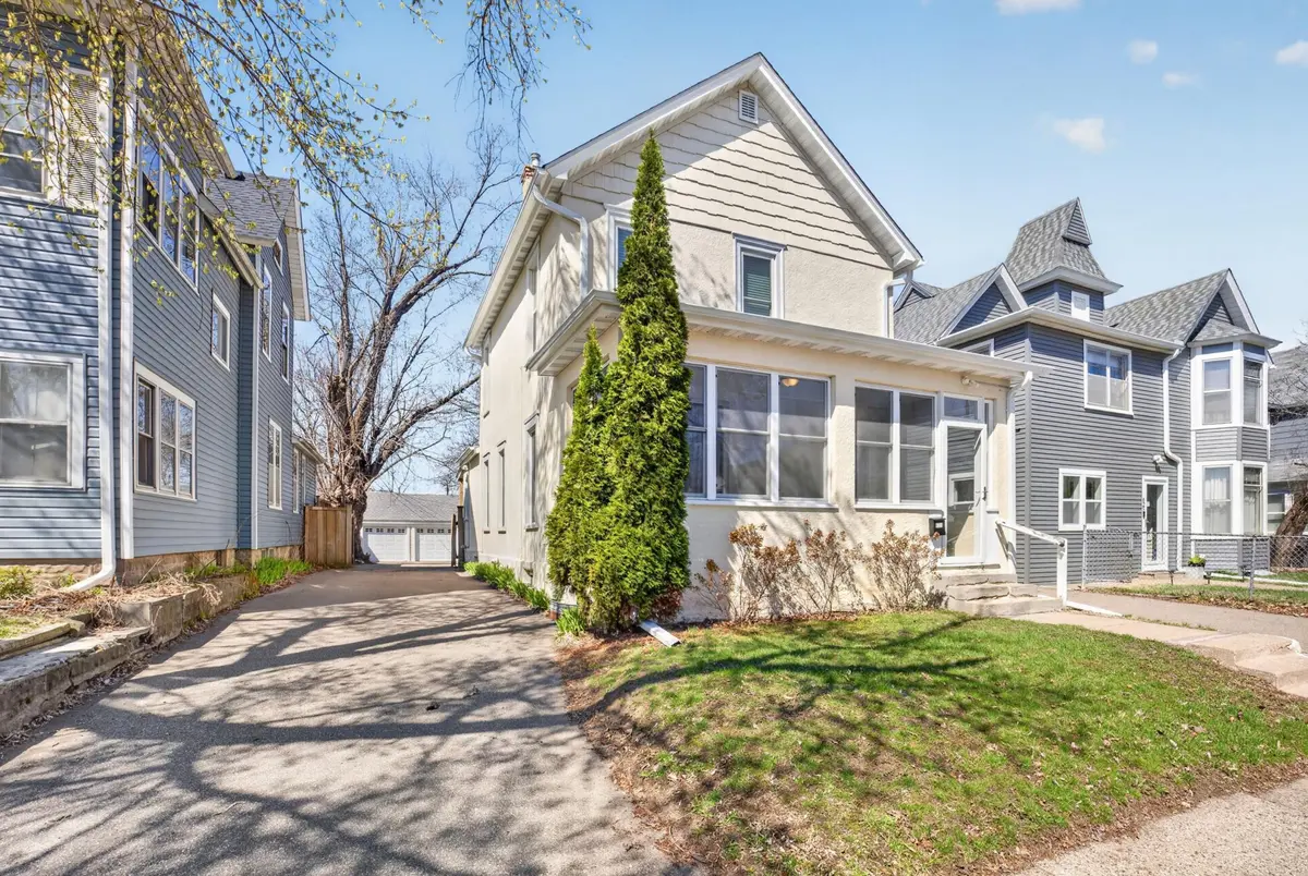 623 Russell AVE N, Minneapolis, MN 55411