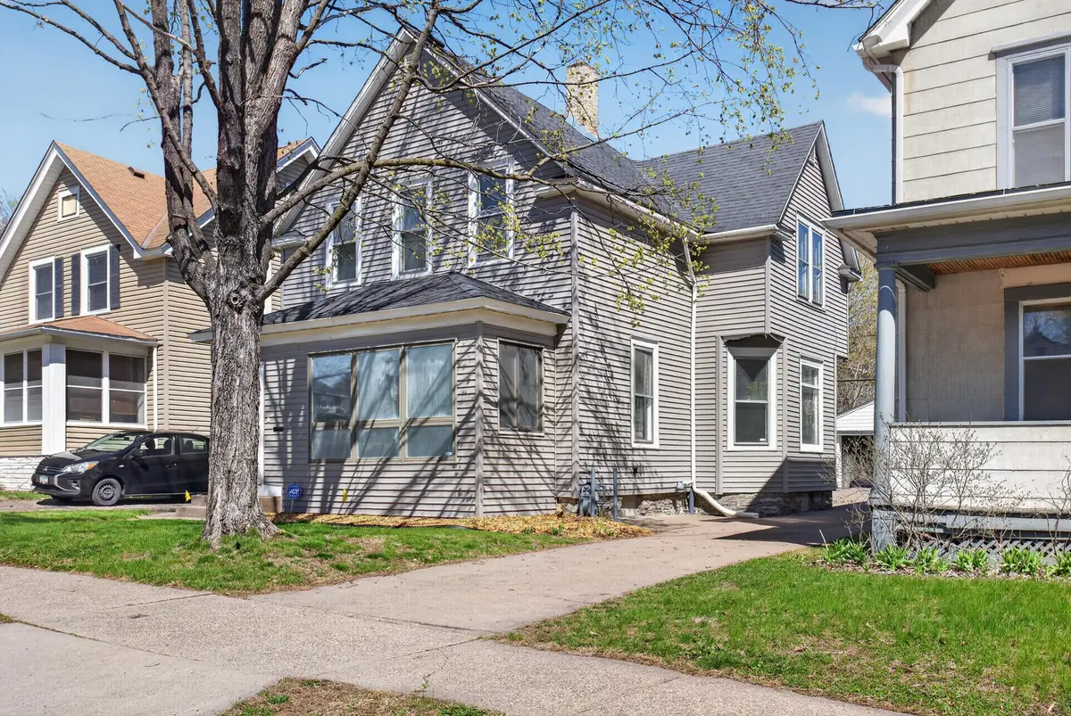 934 Arkwright ST, Saint Paul, MN 55130