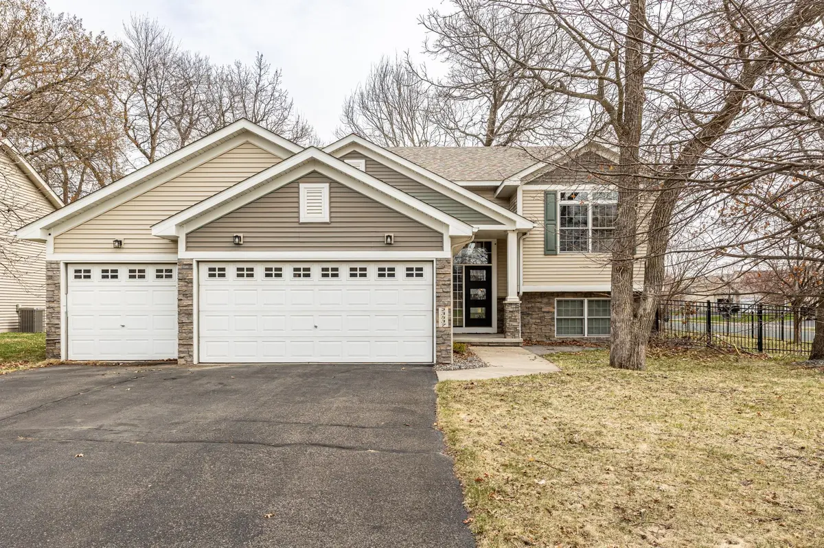 23537 Eidelweiss ST NW, Saint Francis, MN 55070