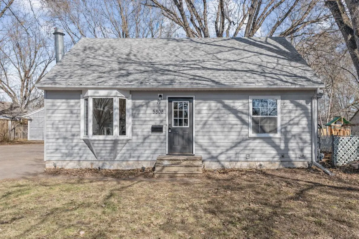 5808 Oregon AVE N, Crystal, MN 55428
