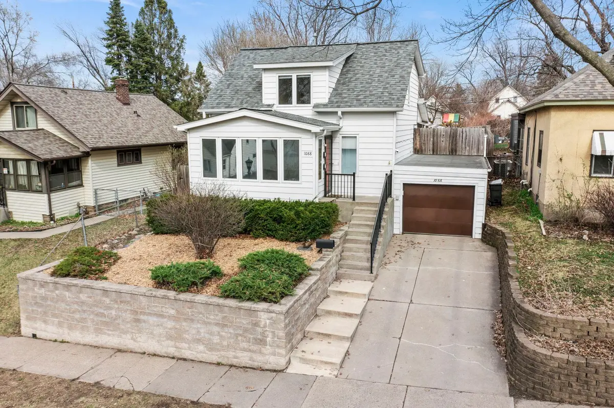 1088 Arundel ST, Saint Paul, MN 55117