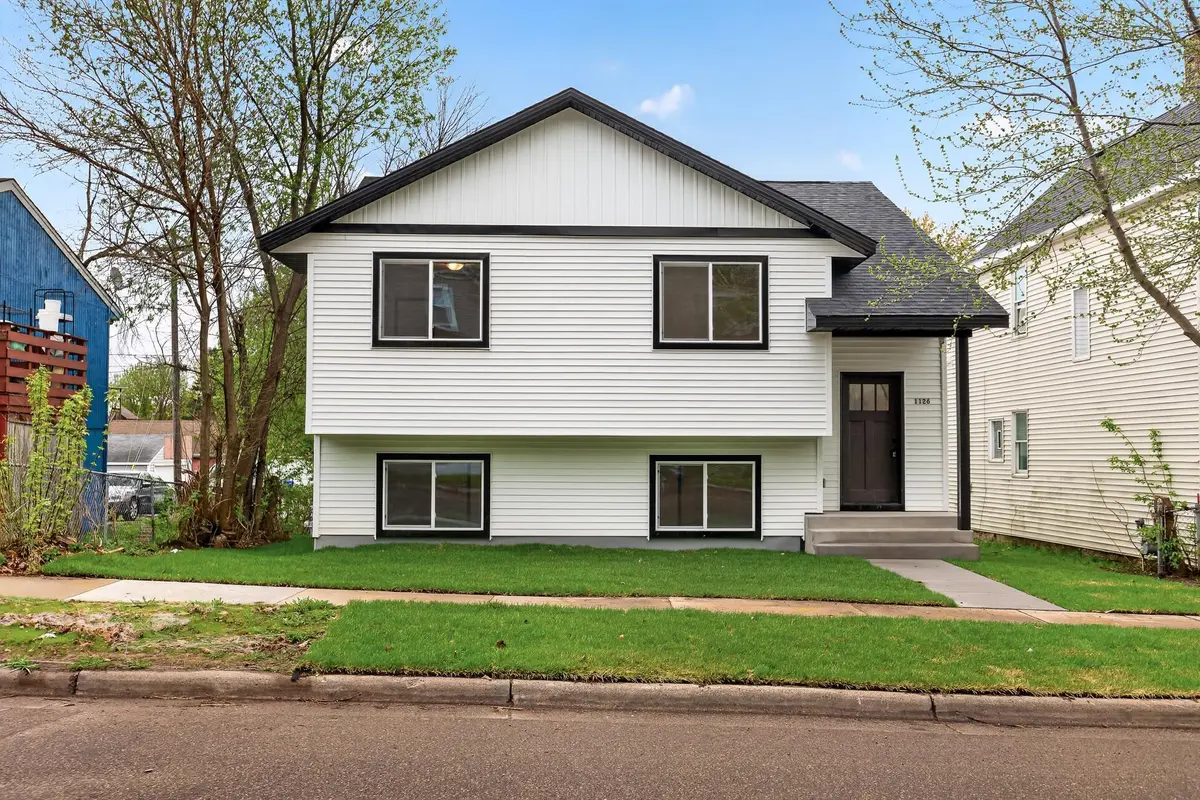 1126 Edgerton ST, Saint Paul, MN 55130