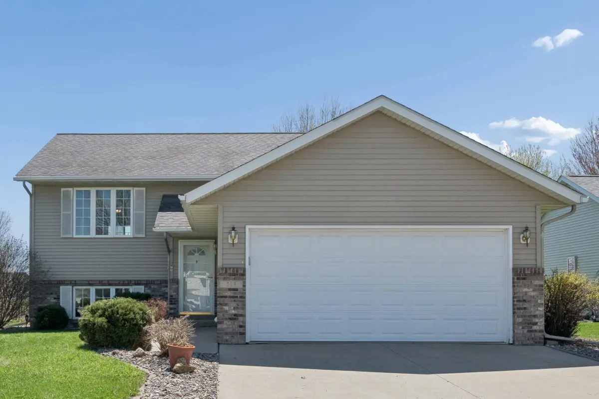 113 Torrey Pines DR, Mankato, MN 56001