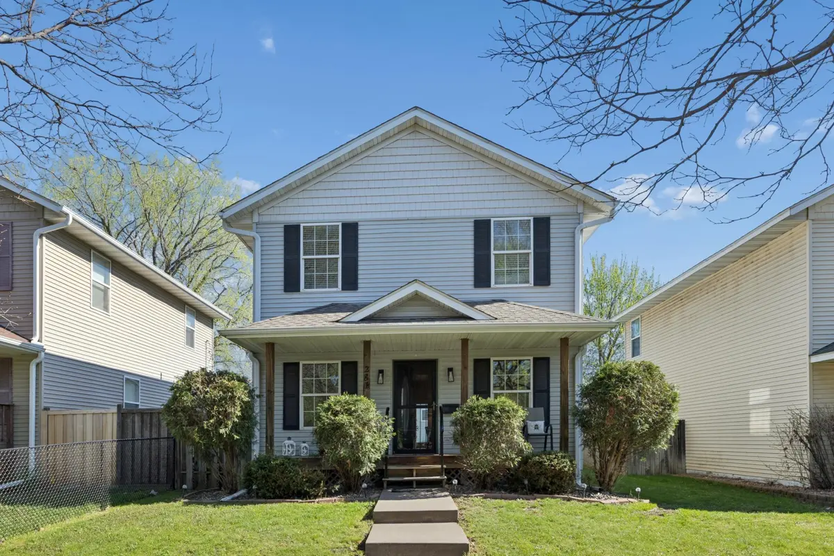 281 Winifred ST E, Saint Paul, MN 55107