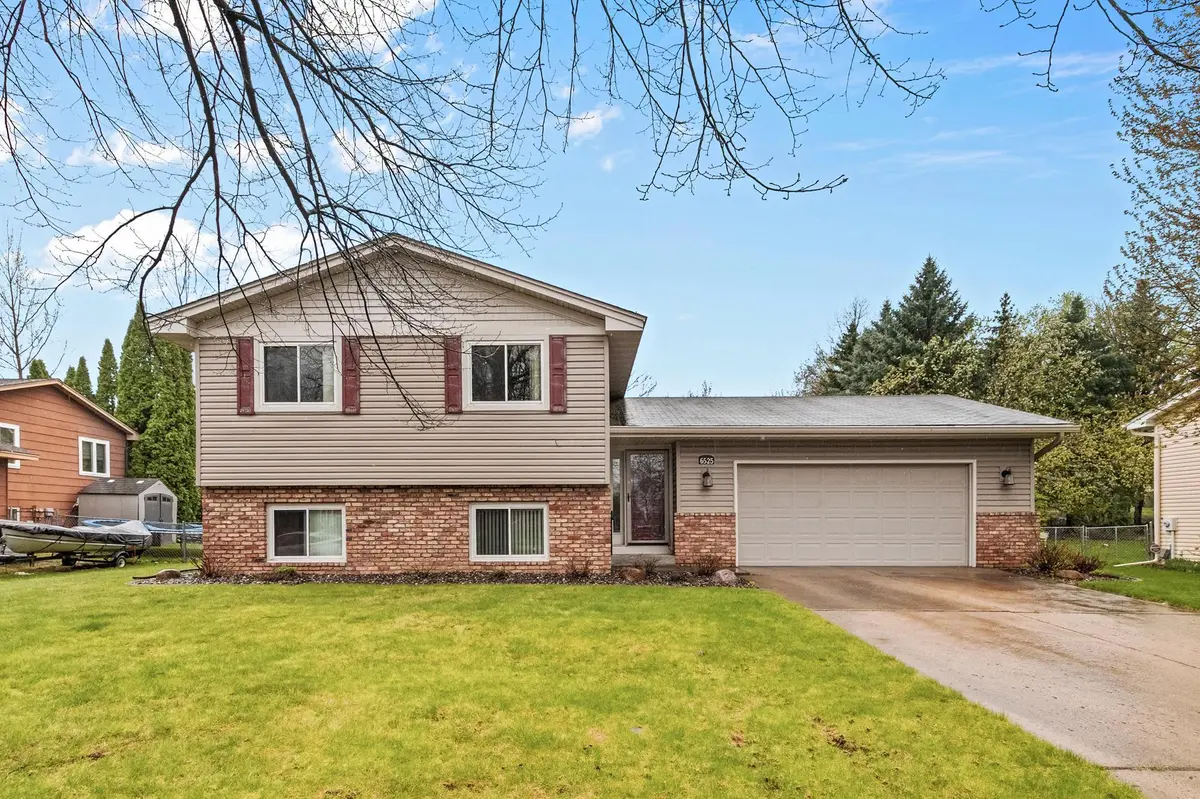 6525 Lancaster LN N, Maple Grove, MN 55369
