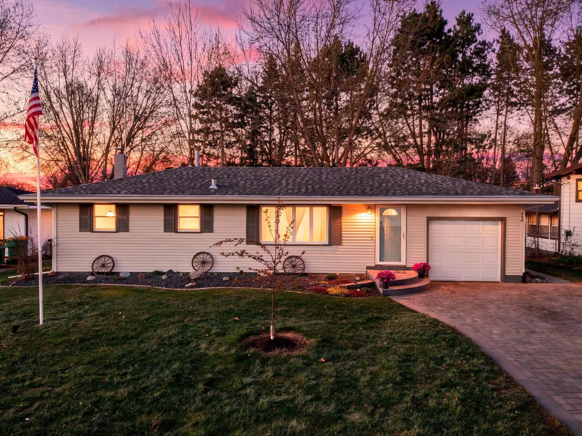 436 4th AVE NW, Cambridge, MN 55008
