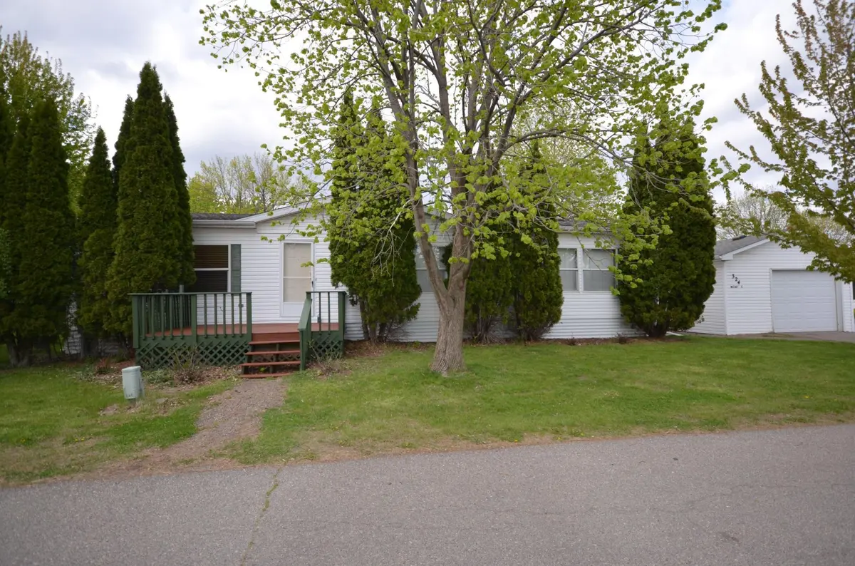 324 Mozart AVE E, Mankato, MN 56001
