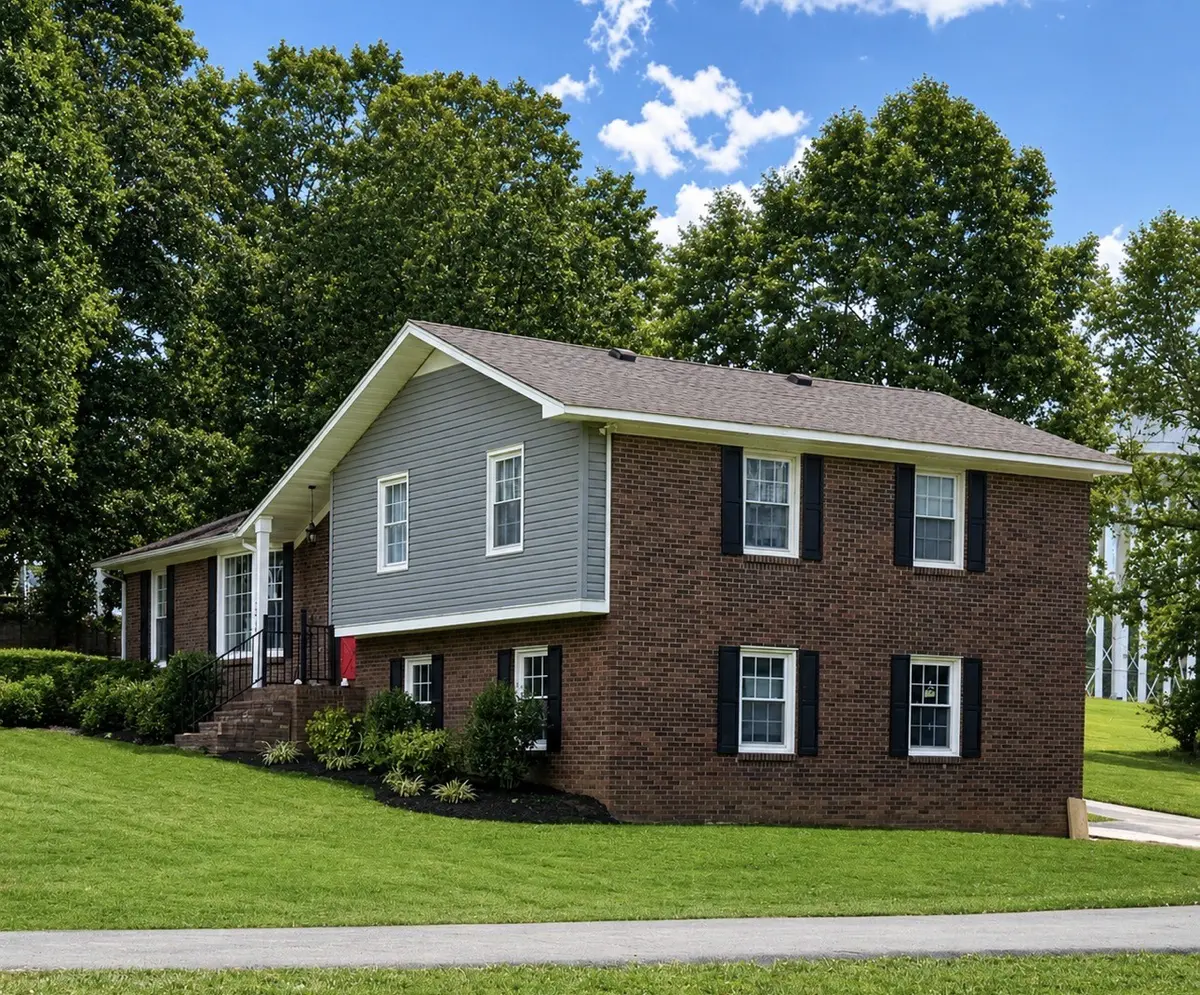 1214 Rainbow Cir, Westmoreland, TN 37186