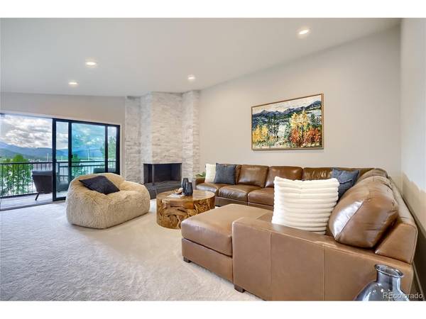 160 E La Bonte #303, Dillon, CO 80435