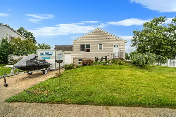 407 W Main ST, Babylon, NY 11702