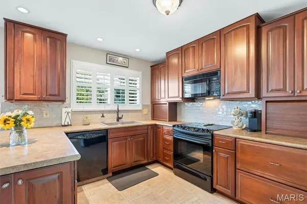 264 Brougham DR, O'fallon, MO 63368