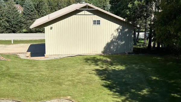 6518 W River RD NW, Rochester, MN 55901