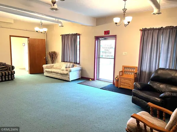 103 E Pearl ST, Adrian, MN 56110