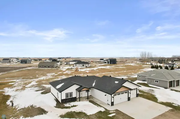 700 Blaine ST N, Colfax, ND 58018