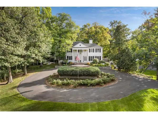 6321 Interlachen BLVD, Edina, MN 55436