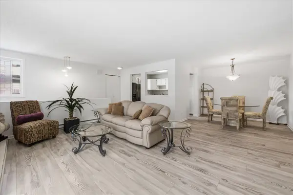 340 Ford RD #5, Saint Louis Park, MN 55426