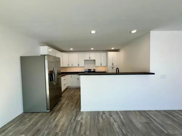 602 Garfield ST SE, Warroad, MN 56763