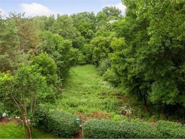 5124 Skyline DR, Edina, MN 55436