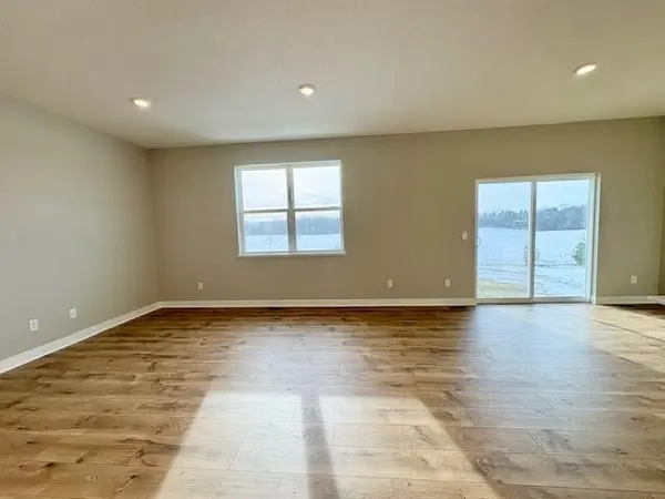8337 Brumby TRL, Woodbury, MN 55129