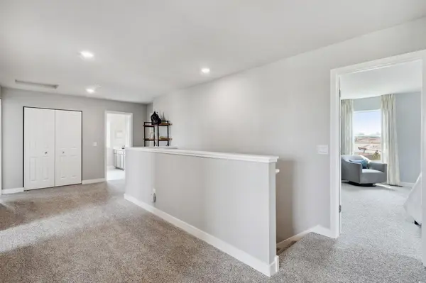8337 Brumby TRL, Woodbury, MN 55129