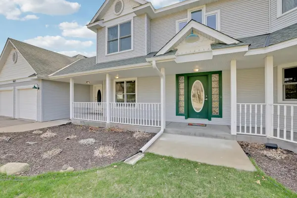 865 Bayside LN, Mound, MN 55364