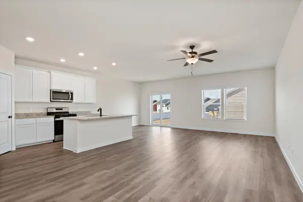 10213 Twin Lakes Pkwy NW, Elk River, MN 55330