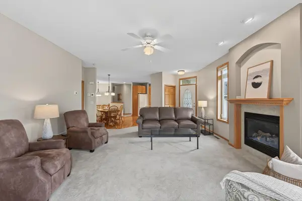 8821 Preserve PL, Savage, MN 55378