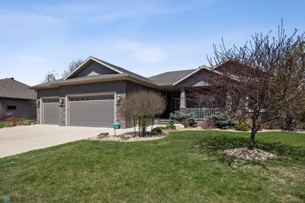 6048 27th ST S, Fargo, ND 58104