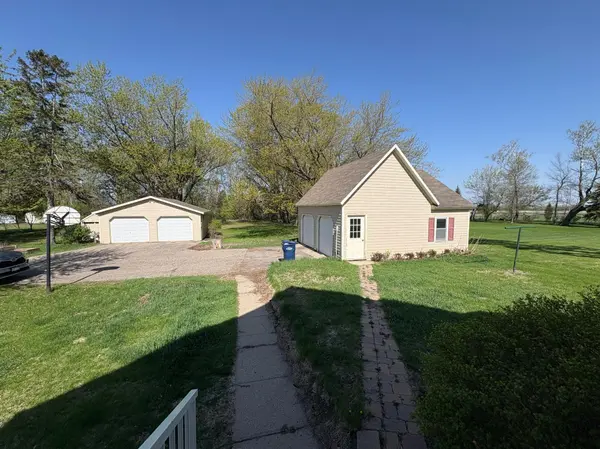 1105 13th ST N, Benson, MN 56215