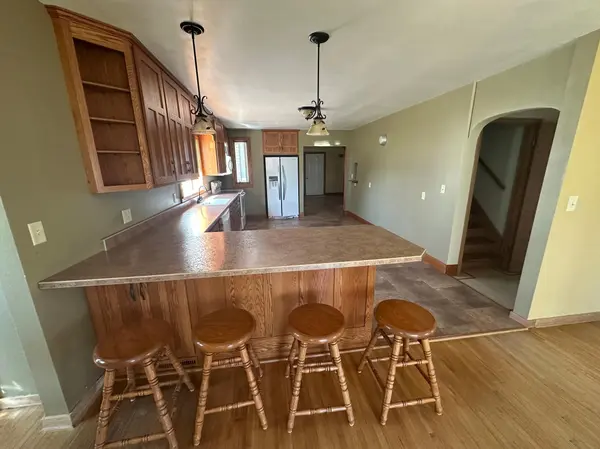 22451 340th AVE, Revere, MN 56166