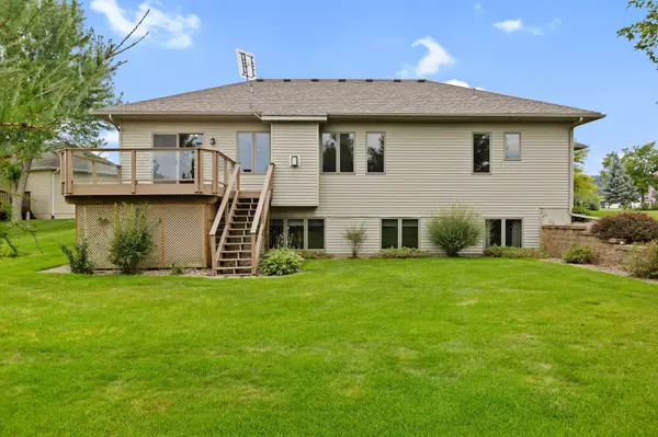 1073 Harvest WAY, Lake City, MN 55041