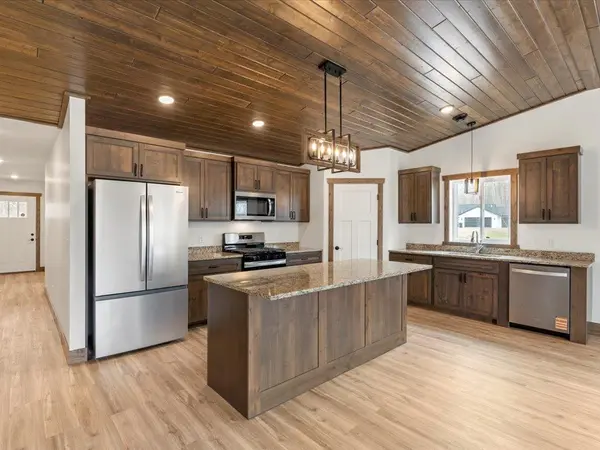 11337 Kennedy RD, Brainerd, MN 56401