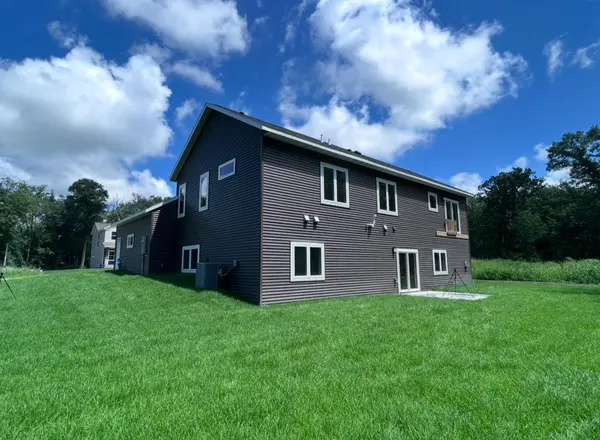 14 Tyrol DR SE, Rochester, MN 55904