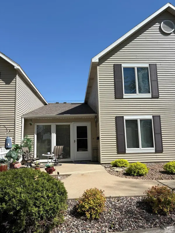 40 W Broadway, Plainview, MN 55964
