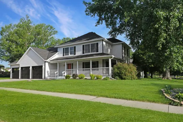 2403 Goettens WAY, Saint Cloud, MN 56301
