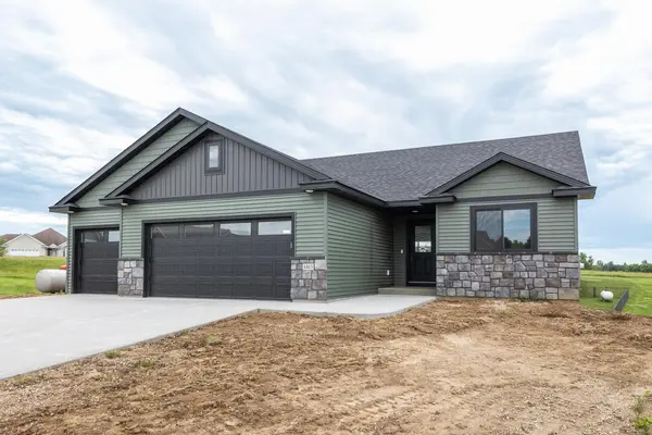 1483 Grand View LN SE, Mazeppa, MN 55956