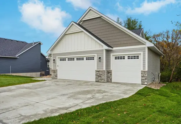 15587 Hampshire AVE S, Savage, MN 55378