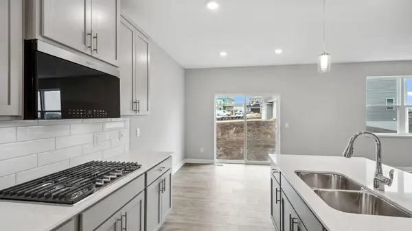 17074 Dimension AVE, Lakeville, MN 55044