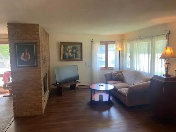 2221 Texas AVE S, Saint Louis Park, MN 55426