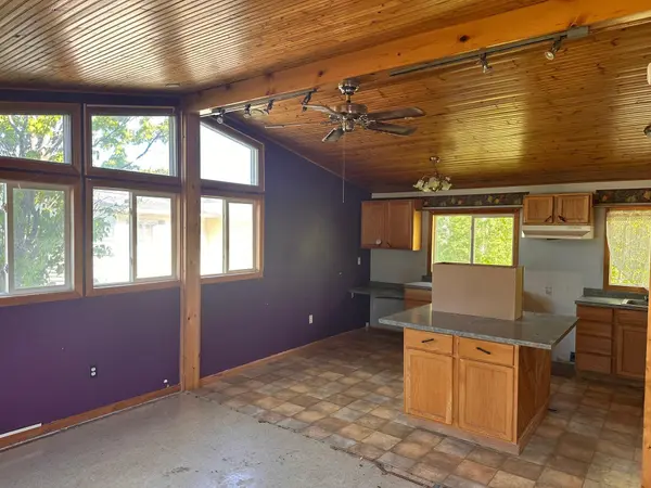 28 Cypress BLVD, Babbitt, MN 55706