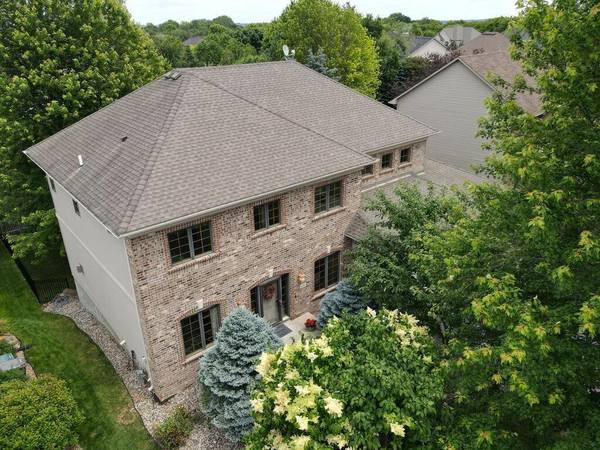 630 Carver Bluffs Pkwy,  Carver,  MN 55315