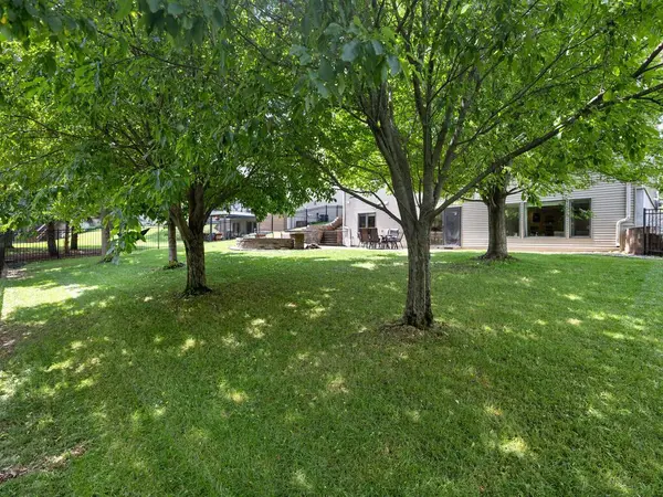 630 Carver Bluffs Pkwy, Carver, MN 55315