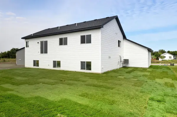 4653 8th ST NE, Saint Cloud, MN 56304
