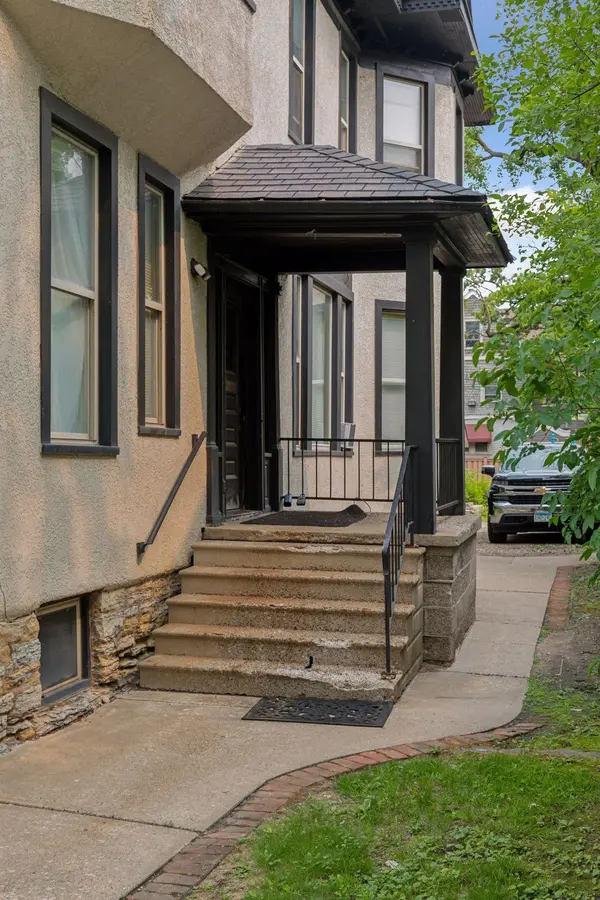 583 Lincoln AVE, Saint Paul, MN 55102