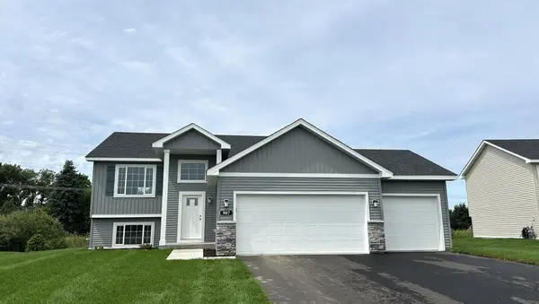 907 Brandenburg LN, Waverly, MN 55390