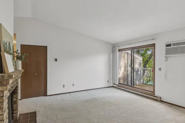400 Shelard Pkwy #303, Saint Louis Park, MN 55426