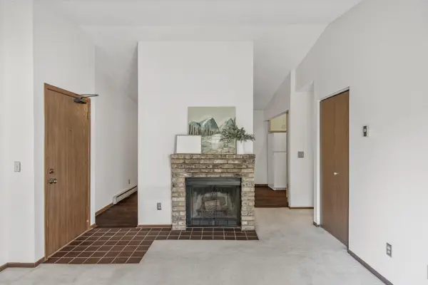 400 Shelard Pkwy #303, Saint Louis Park, MN 55426