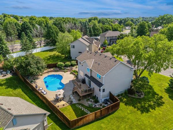 14057 Flintwood CT, Apple Valley, MN 55124